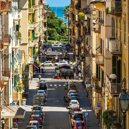 A Prora - Downtown And The 5 Terre Appartement La Spezia